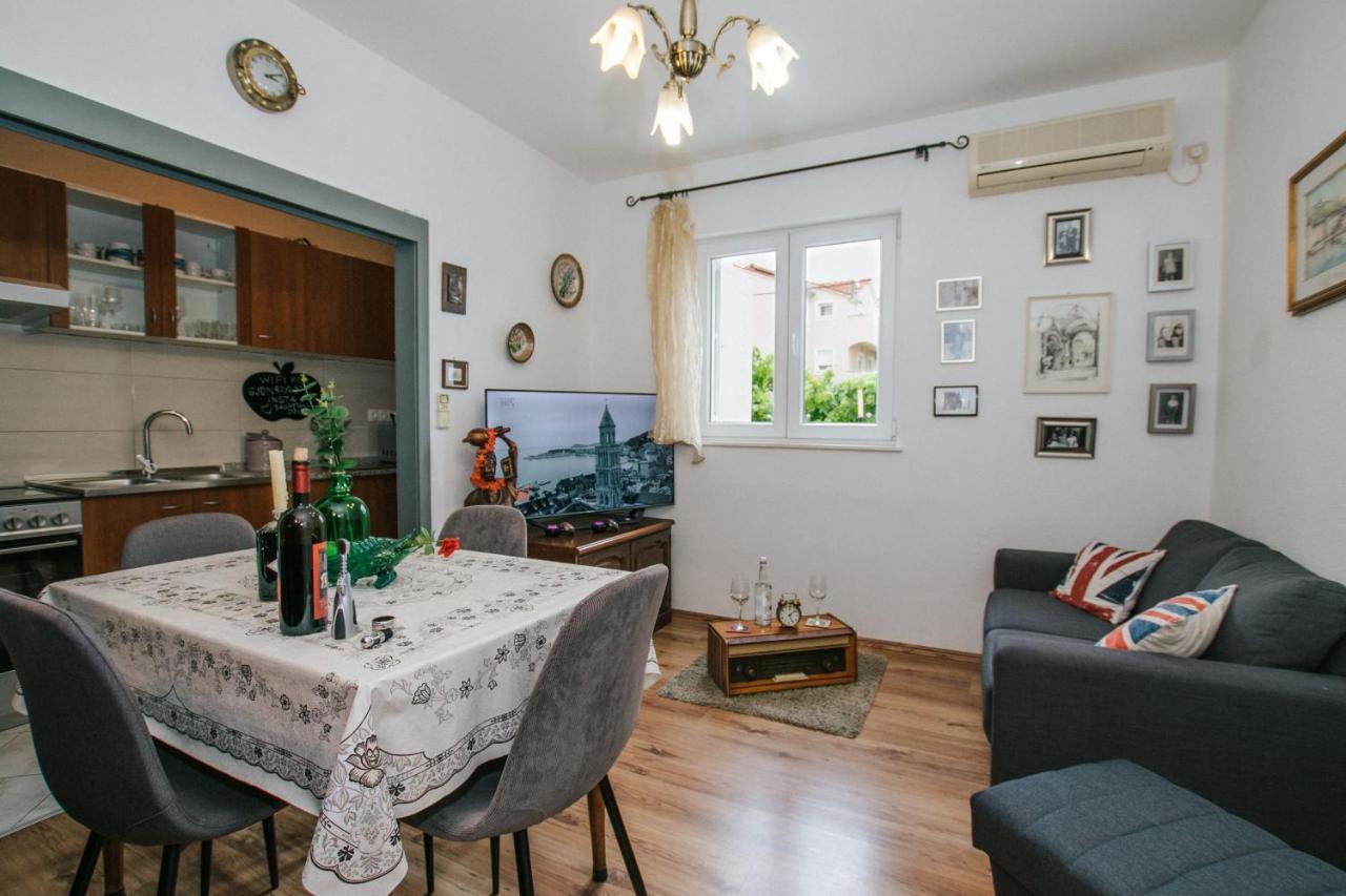 Apartman Bagattino-Trogir Near Old Town Exterior foto